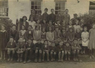 1936 Kinawley School